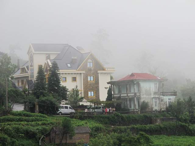 Khách sạn Mela trong sương, một kiến trúc đẹp nhất nhì phố núi